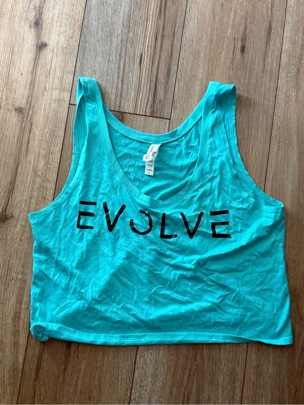 EVOLVE Women's Turquoise Crop Tank Top